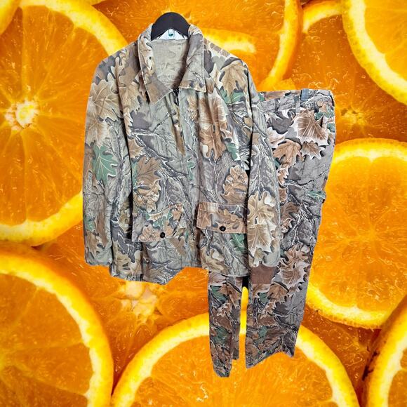 American Tradition Vintage Advantage Camo Button Down Hunting Shirt & Cargo Pant - Picture 2 of 14